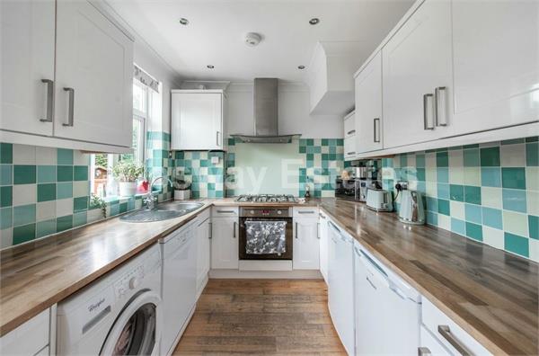 Grants Close, Mill Hill